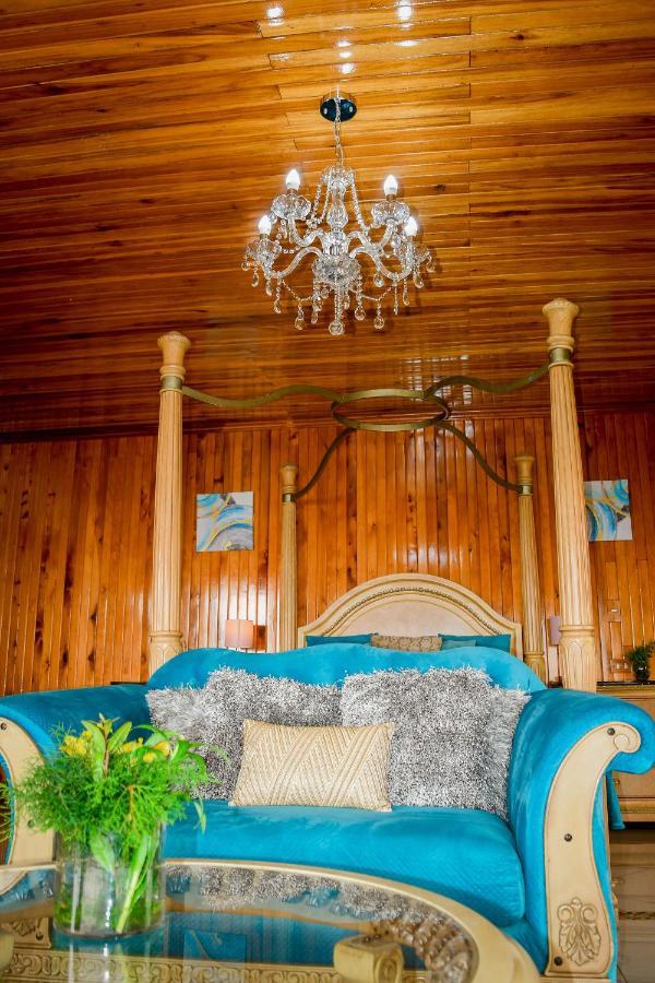 Bed and Breakfast Poas Paradise Poasito Екстер'єр фото