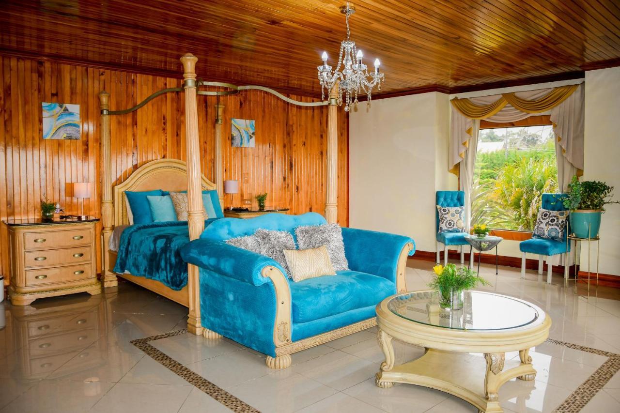 Bed and Breakfast Poas Paradise Poasito Екстер'єр фото