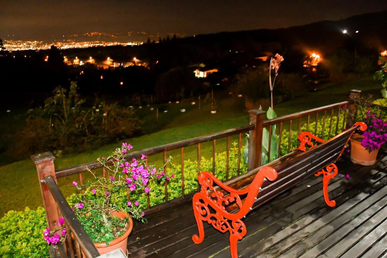 Bed and Breakfast Poas Paradise Poasito Екстер'єр фото
