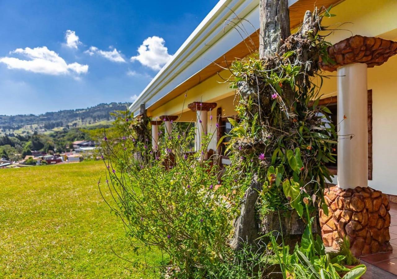 Bed and Breakfast Poas Paradise Poasito Екстер'єр фото